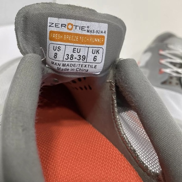 Zerotie Hands Free Fresh Breeze Tech Runner - Picture 9 of 9